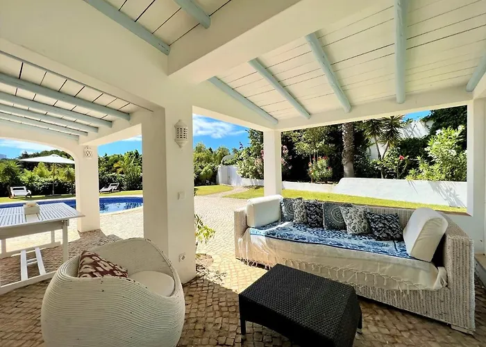Balaia With Private Pool By Homing