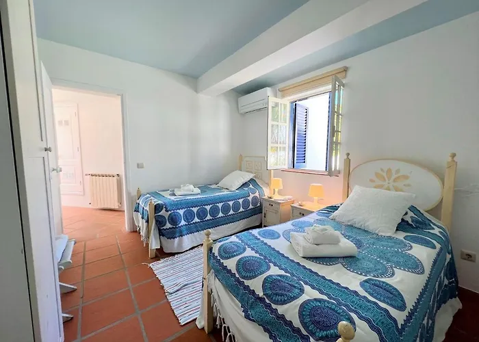 Balaia With Private Pool By Homing Albufeira